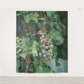Realistic Grape Vine with Leaves – Fine Art Wandteppich (Vorderseite)