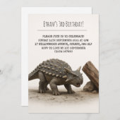 Realistisch gepanzerter Dinosaurier in der Nähe vo Einladung (Vorne/Hinten)