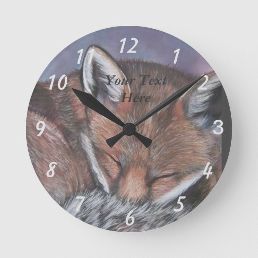 Realistische Gemälde von schlafendem Rotfuchs Runde Wanduhr (Vorderseite)
