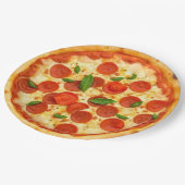 Realistische Pepperoni-Pizza Pappteller (Schrägansicht)