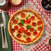 Realistische Pepperoni-Pizza Pappteller
