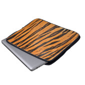 Realistische Tigerhautstruktur. Laptopschutzhülle (Vorne Knopf)