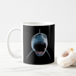 realistischer Angriff eines großen weißen Hais für Kaffeetasse