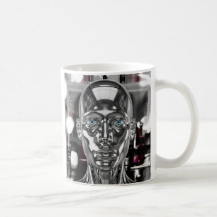 Realistischer Chromroboter Kaffeetasse