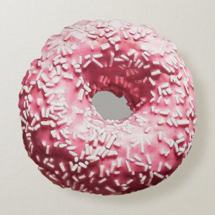 Realistischer Donut mit rosa Zuckerguss und Sprink Rundes Kissen