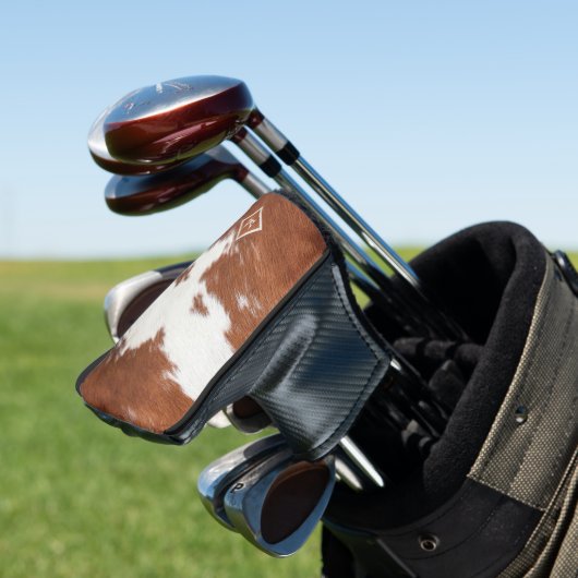 Realistisches Monogramm aus brauner und weißer Kuh Golf Headcover (In Situ)