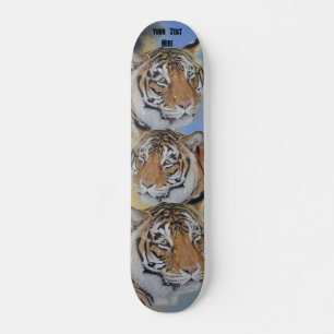 Realistporträt-Kunstmalerei der großen Katze des Skateboard