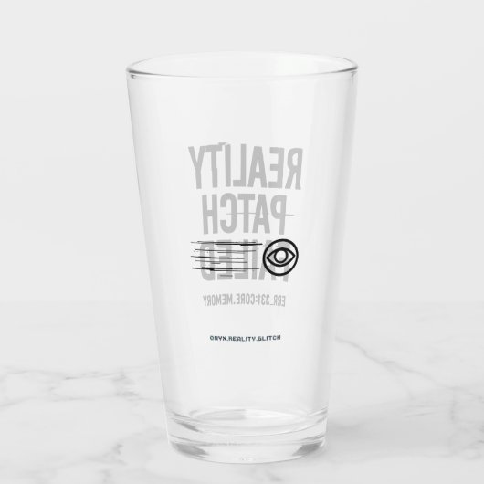 Reality Patch Versagt - Glitched Typografie Glas (Rückseite)