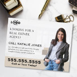 Realtor Farm Mailer Real Anwesen Marketing Logo Postkarte<br><div class="desc">Nehmen Sie Ihr echtes Anwesen-Marketing mit dieser personalisierten Postkarte, mit der Sie Ihr Fachwissen demonstrieren und Vertrauen in Ihre Nachbarschaft schaffen können. Diese individuell anpassbare Postkarte eignet sich hervorragend, um potenzielle Zuhause-Verkäufer zu erreichen und lasse Ihnen, Ihr Logo hochzuladen und ein berufliches Foto einzufügen. Egal ob Sie sich einem neuen...</div>