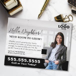 Realtor Marketing Logo Real Anwesen Farm Mailer Postkarte<br><div class="desc">Lassen Sie sich mit dieser eleganten, schwarzen echten Anwesen-Postkarte vom lokalen Markt abheben, die sich hervorragend eignet, um Ihre Expertise zu präsentieren und mit potenziellen Zuhause-Händlern in Kontakt zu treten. Das zeitlose Schwarz-Design verströmt Professionalität und Eleganz, während anpassbare Features wie das Hochladen Ihres Logos und Fotos eine persönliche, polierte Touch...</div>