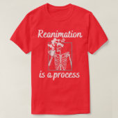 Reanimation ist ein Prozess Skeleton trinken Steam T-Shirt (Design vorne)