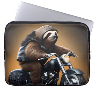Rebel Sloth: Ein lederverkleidetes Motorrad Laptopschutzhülle