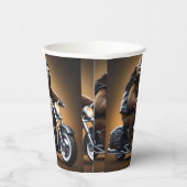Rebel Sloth: Ein lederverkleidetes Motorrad Pappbecher (Rechts)