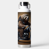 Rebel Sloth: Ein lederverkleidetes Motorrad Trinkflasche (Vorderseite)