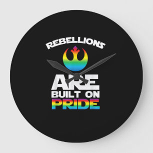 _Rebellions werden auf dem Pride_ Gay Pride-T - Sh Große Wanduhr