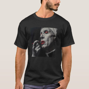 rebellischer Priester mit Lippenstift, rebellische T-Shirt