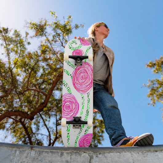 Reben der grünen und rosa Blume Skateboard (Außenbereich 1)