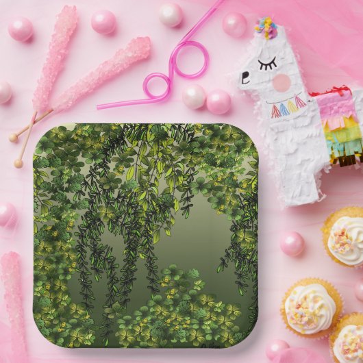 Reben in einem Teller des Gewitters (Party)