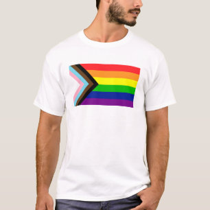 Reboot für die Pride-Flagge - trans und POC einsc T-Shirt