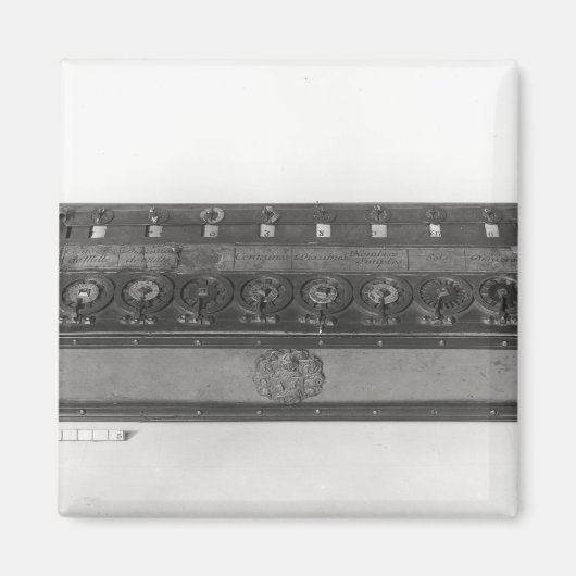 Rechenmaschine, erfunden magnet (Vorne)