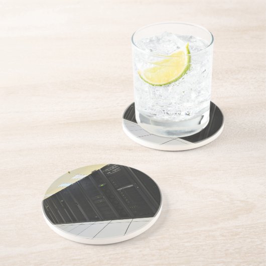 Rechenzentrumcomputer Sandstein Untersetzer (Seite)