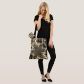 Rechtecke in Holz oder Beige geneigt? Tasche (Am Model)