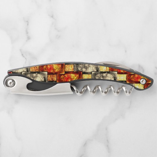 Rechteckige, geschnitzte Stücke in Beige und Rot Kellnermesser (Vorderseite)