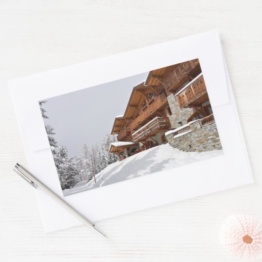 Rechteckiger Aufkleber des Skiortchalets (Umschlag)