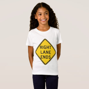 Rechter Weg beendet Verkehrsschild-Mädchen-T - T-Shirt