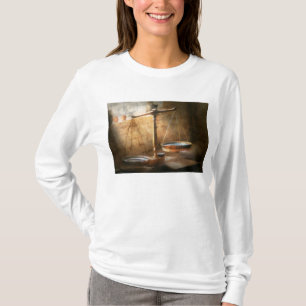 Rechtsanwalt - Umfang - Ausgewogenes Recht T-Shirt