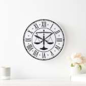 RECHTSANWALTSBÜRO | Skalen von Gerechtigkeit Große Wanduhr (Zuhause)