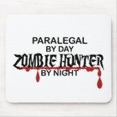 Rechtsassistent-Zombie-Jäger Mousepad (Vorne)