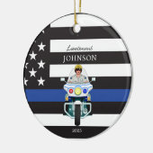 Rechtsdurchsetzung eines Motorrads mit blauer Lini Keramik Ornament (Links)