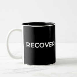 Recovering Optimist Minimalist Typographic Black  Zweifarbige Tasse