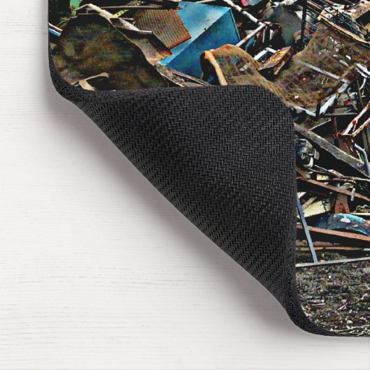 Recyceln Sie Metallschrott am Junkyard Mousepad (Ecke)