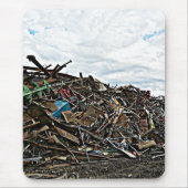 Recyceln Sie Metallschrott am Junkyard Mousepad (Vorne)