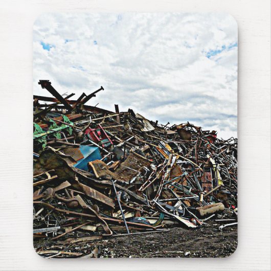 Recyceln Sie Metallschrott am Junkyard Mousepad (Vorne)