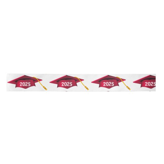 Red 2025 Graduation Caps auf Weiß Satinband (Vorderseite)
