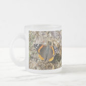 Red Admiral Butterfly Mattglastasse (Links)