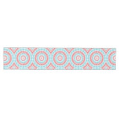 Red and Aqua Geometric Mandala Pattern Mittelgroßer Tischläufer (Horizontal)