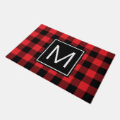 Red and Black Buffalo Plaid Monogrammed Fußmatte (Schrägansicht)