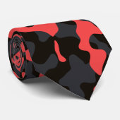 Red and Black Camouflage Pattern Krawatte (Gerollt)