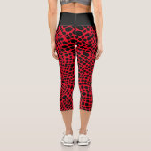 Red and Black Psychedelic Skin Pattern Capri Leggings (Rückseite)