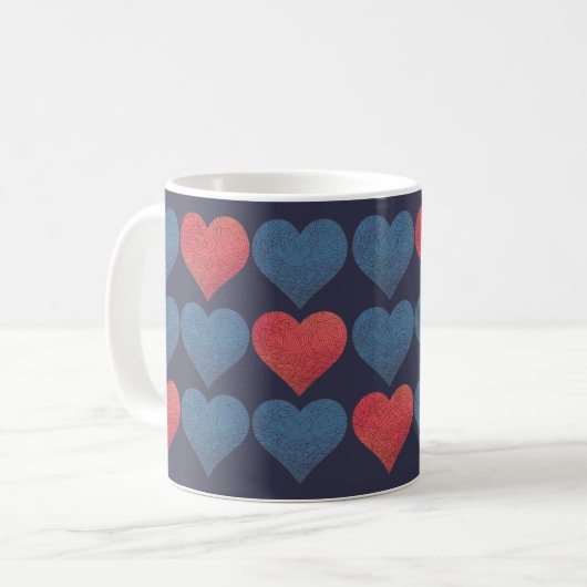Red and Blue Patterned Hearts Kaffeetasse (Vorderseite Links)