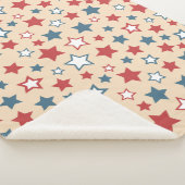 Red and Blue Stars, 4th of July, Beige Background Sherpadecke (3/4)