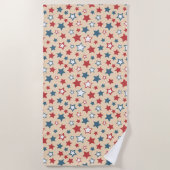 Red and Blue Stars, 4th of July, Beige Background Strandtuch (Vorderseite)