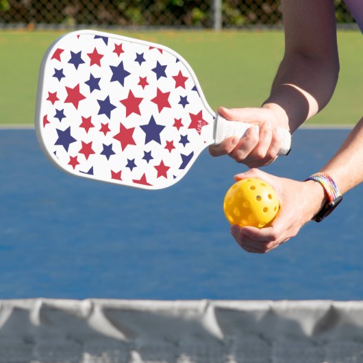 Red and Blue Stars, 4th of July, White Background Pickleball Schläger (InSitu)