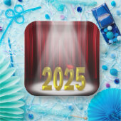 Red and Gold 2025 Abschluss in Spotlight Pappteller (Party)