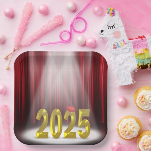 Red and Gold 2025 Abschluss in Spotlight Pappteller (Party)