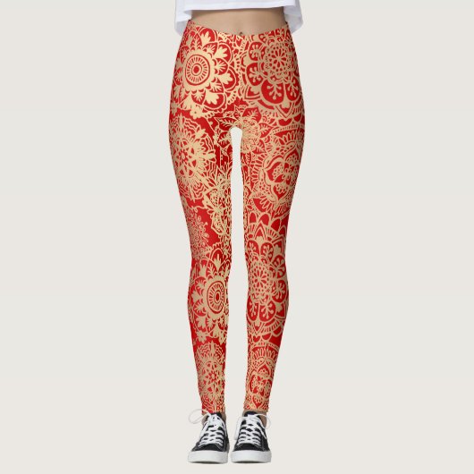 Red and Gold Boho Mandala Pattern Yoga Leggings (Vorderseite)